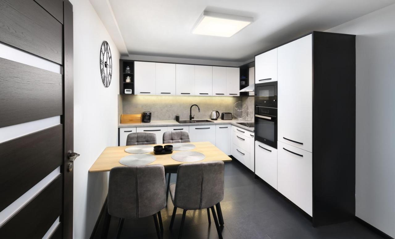 Luxus Apartman Pod Hradom Kezmarok Bagian luar foto
