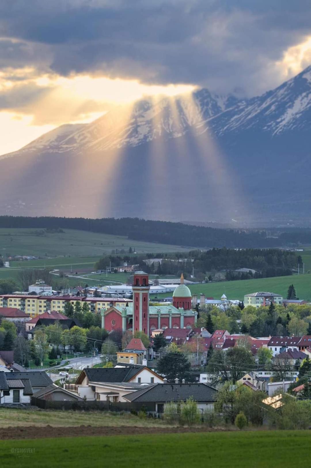 Luxus Apartman Pod Hradom Kezmarok Bagian luar foto